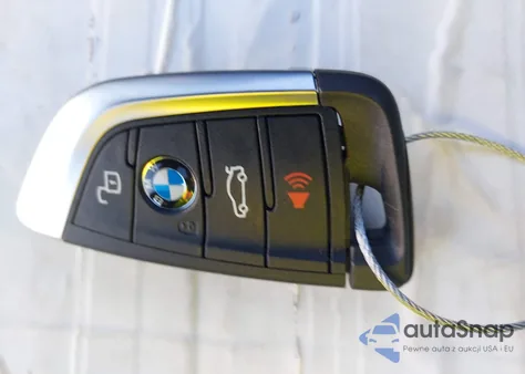 2024 BMW I4 Gran Coupe xDrive40 z USA, uszkodzony, nr VIN WBY83FB00RFS24968